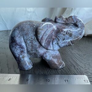 Moss agate carved elephant